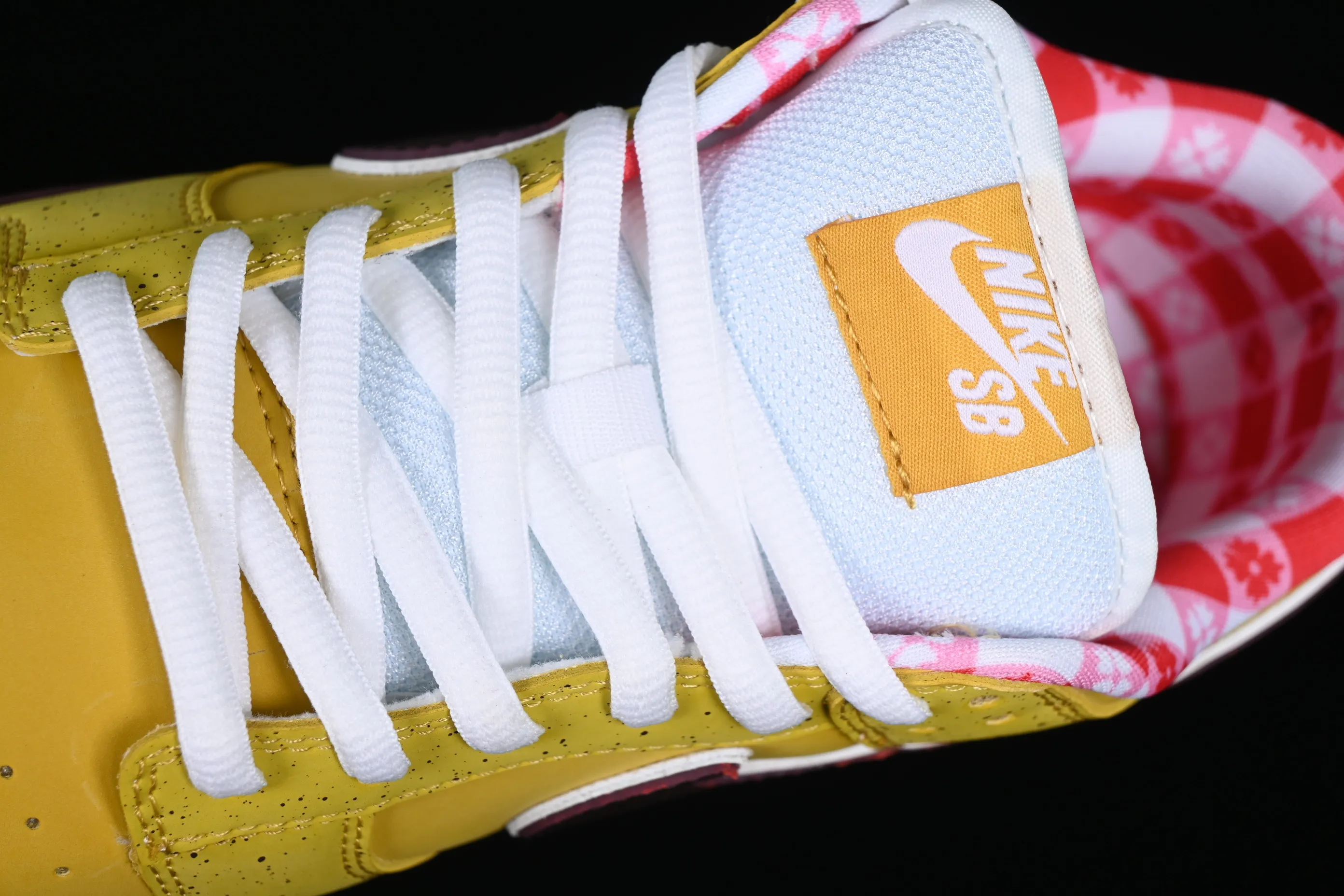 All Categories Nk SB Dunk Series Nk SB Dunk Low Low-top sneakers F version Concepts x SB Dunk Low "Yellow Lobster" Yellow Lobster SB low-top sports and leisure sneakers 313170-137566